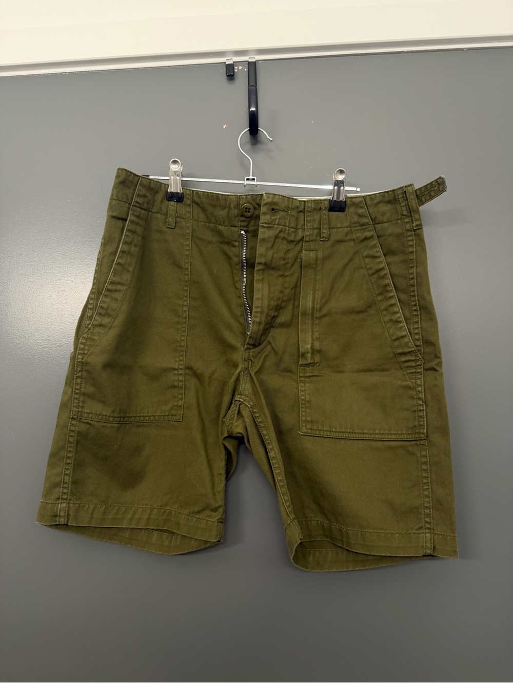 Men's Olive Green Cargo Shorts with Front Patch Pockets